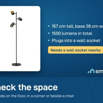 Govee Tree Floor Lamp size: 157 cm tall, base 28 cm wide, 1500 lumens in total, plugs into a wall socket