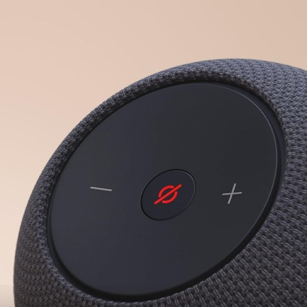 Microphone off at a press
